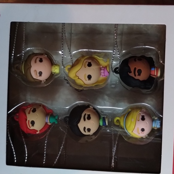 Disney Ornaments Hallmark 6 Mini Princess Ornaments - Picture 2 of 3